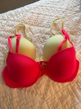 PINK Victoria's Secret Hot Pink & Light Yellow Push-Up Bra